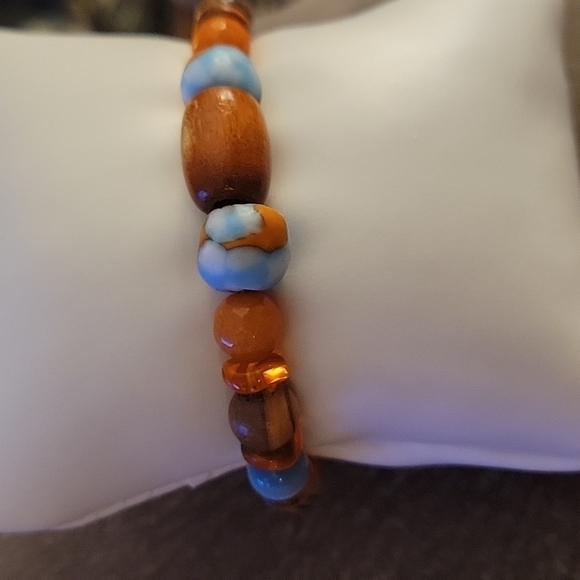 HANDMADE African Trade Jade Cat's Eye Olive Wood Beaded Toggle Bracelet - Picture 3 of 6